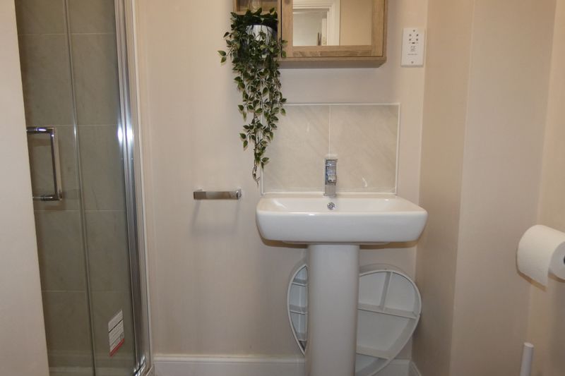 En-Suite- click for photo gallery